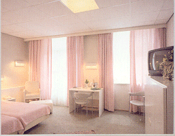 Bedroom Photo - Hotel Louisa - Ostend - Belgium